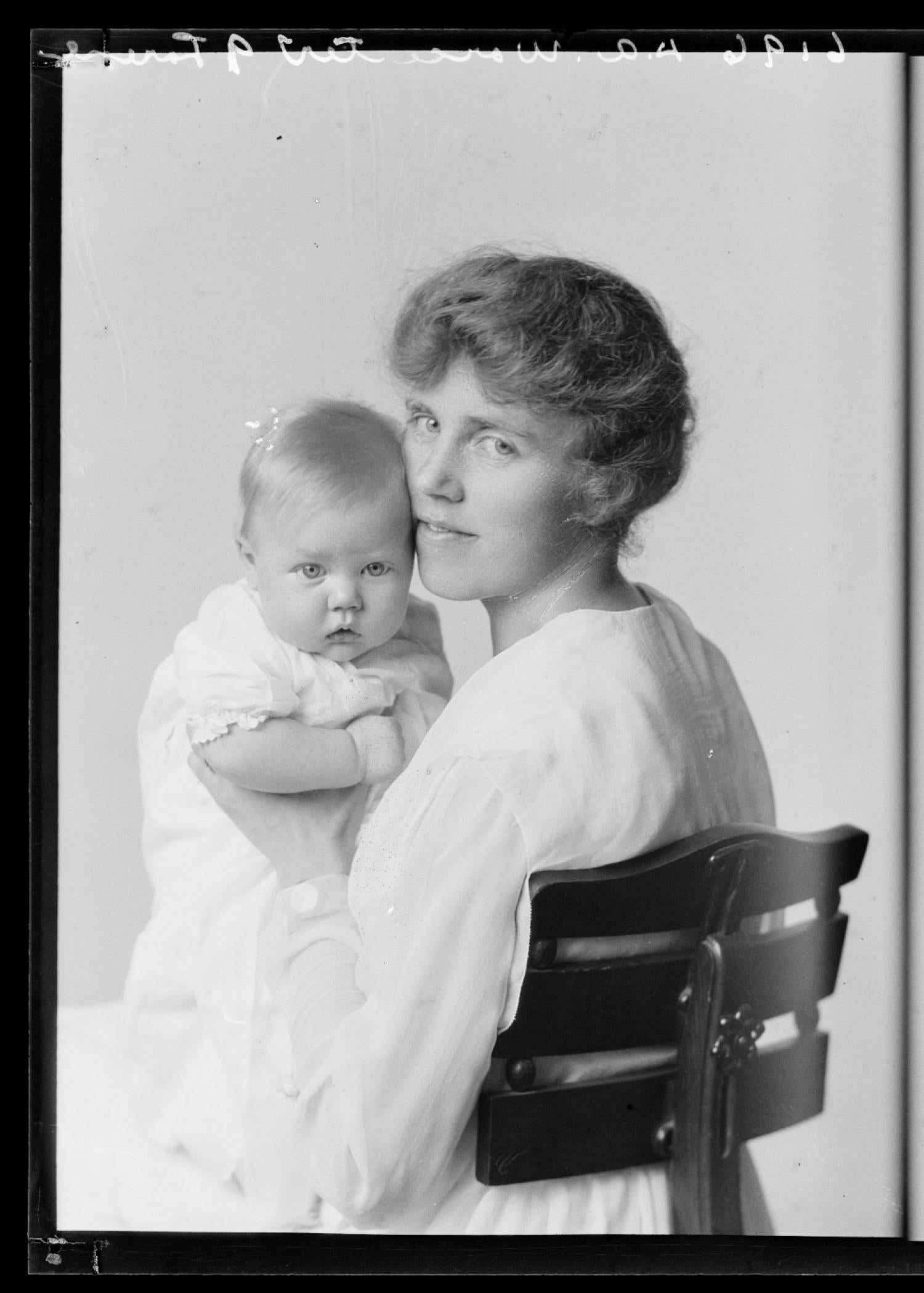 Mother and child photo by Charles Snow